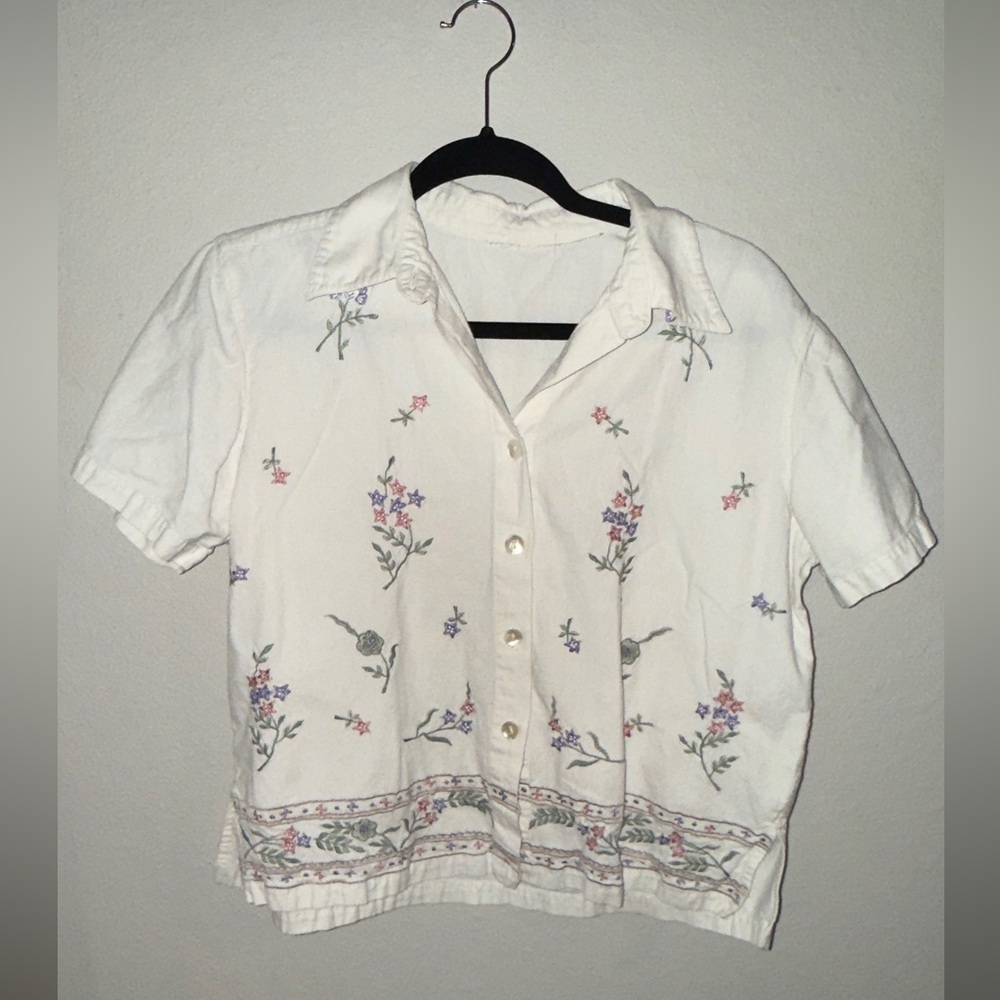 Vintage Flower Button Up Top